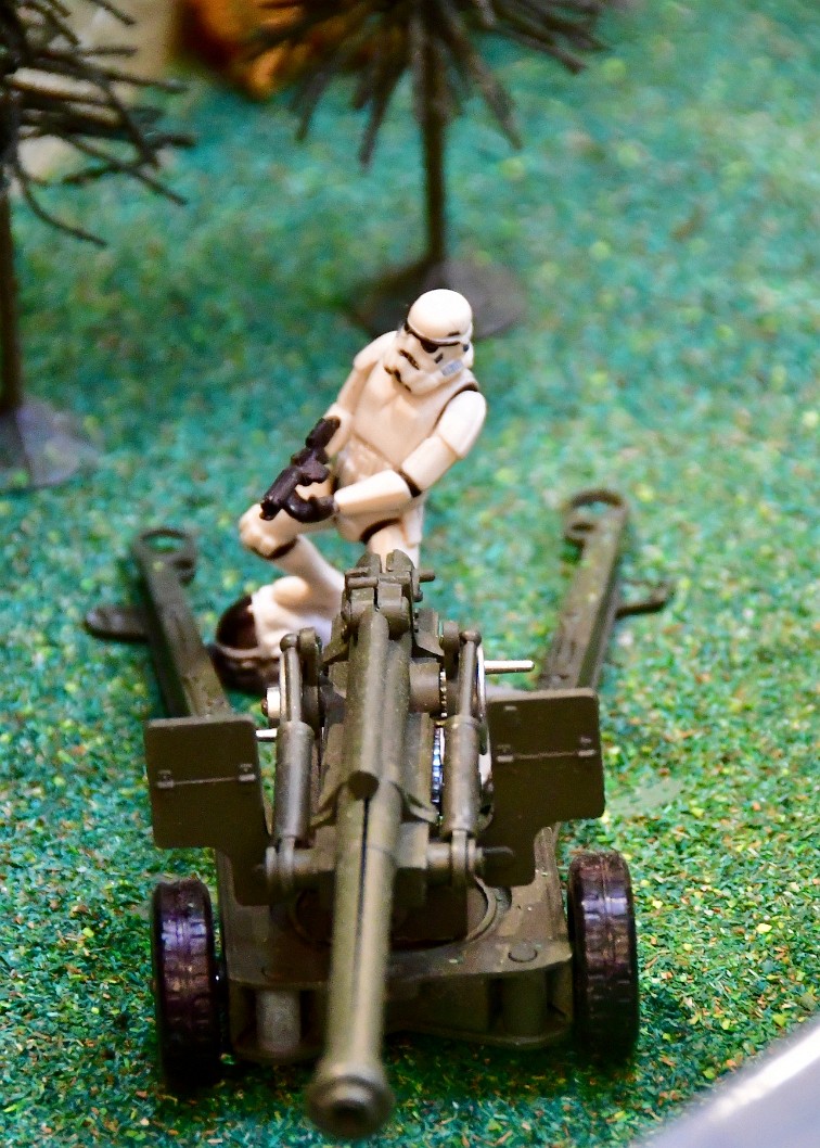 Stormtrooper and Artillery Piece